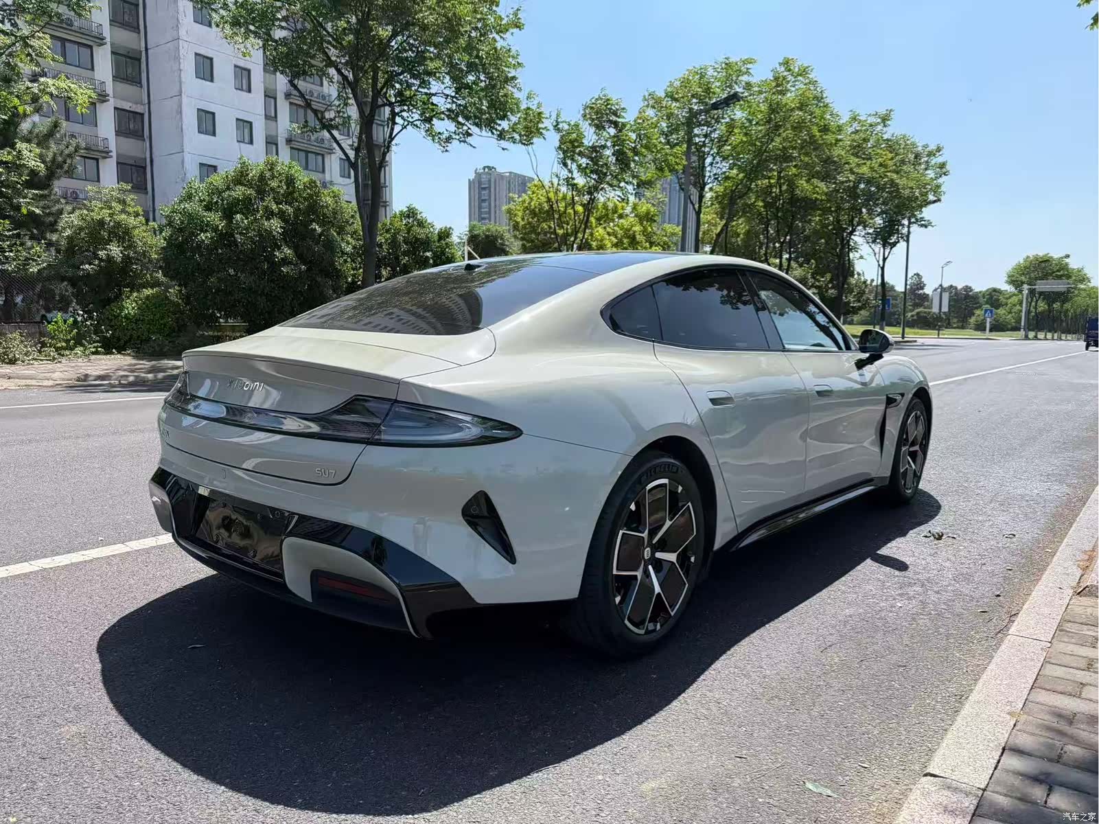 Xiaomi SU7, 2025 7