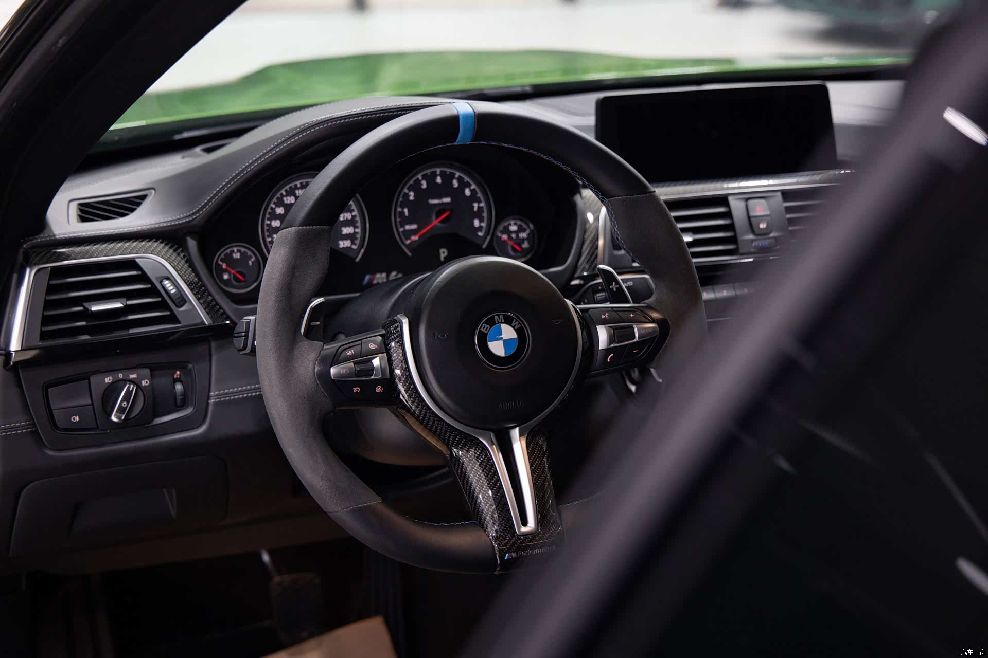 BMW M4, 2018 7