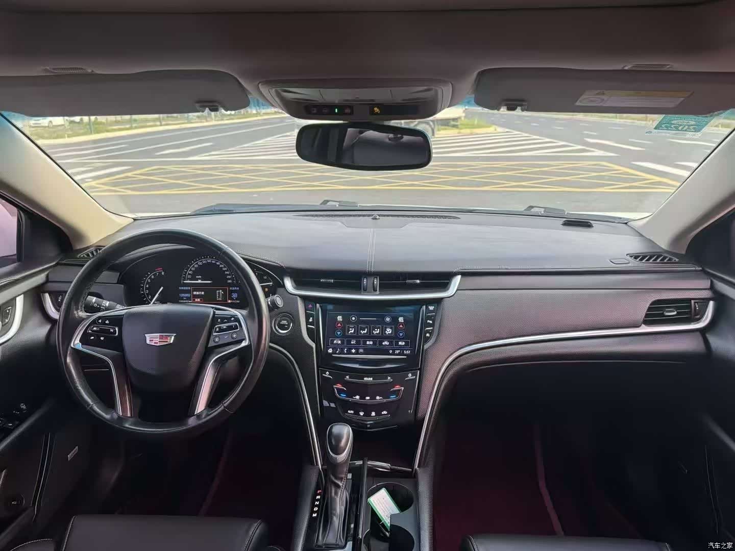 Cadillac XTS, 2018 все фото