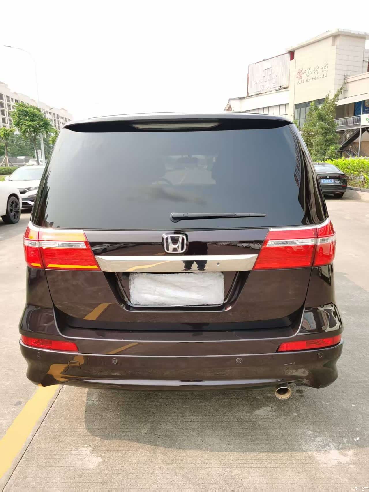 Honda Elysion, 2016 3