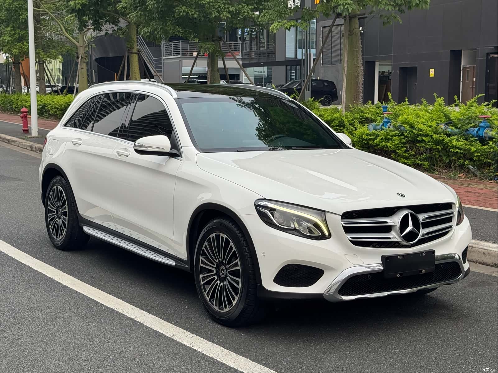 Mercedes-Benz GLC, 2019 3