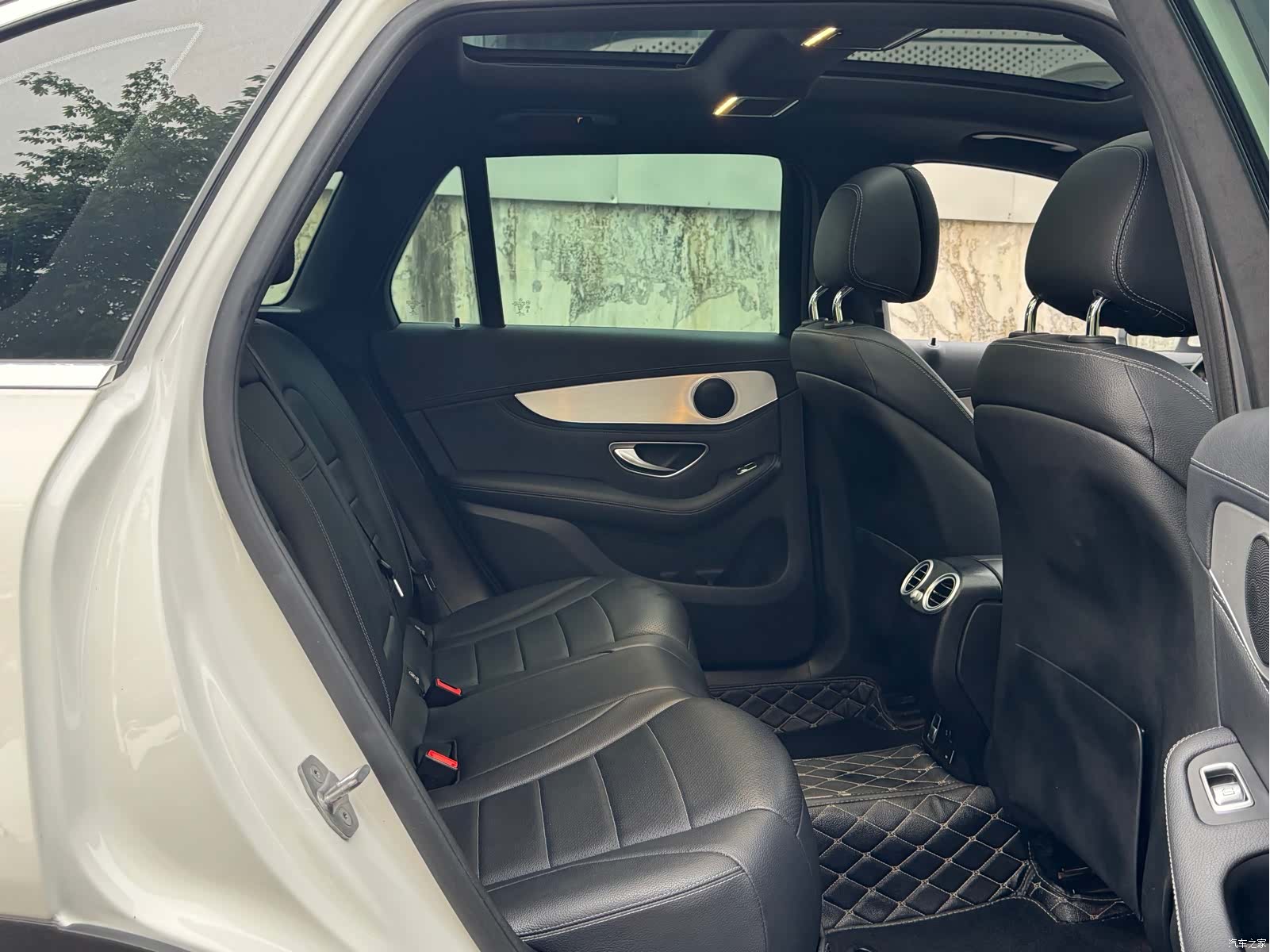 Mercedes-Benz GLC, 2019 11