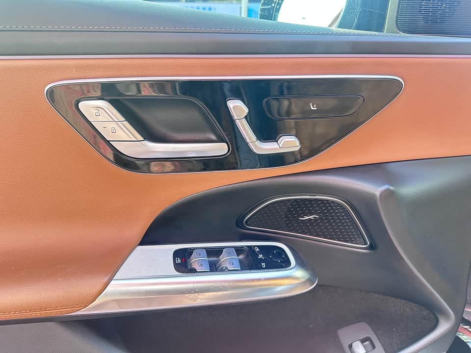 Mercedes-Benz E-class Mercedes-Benz E-class