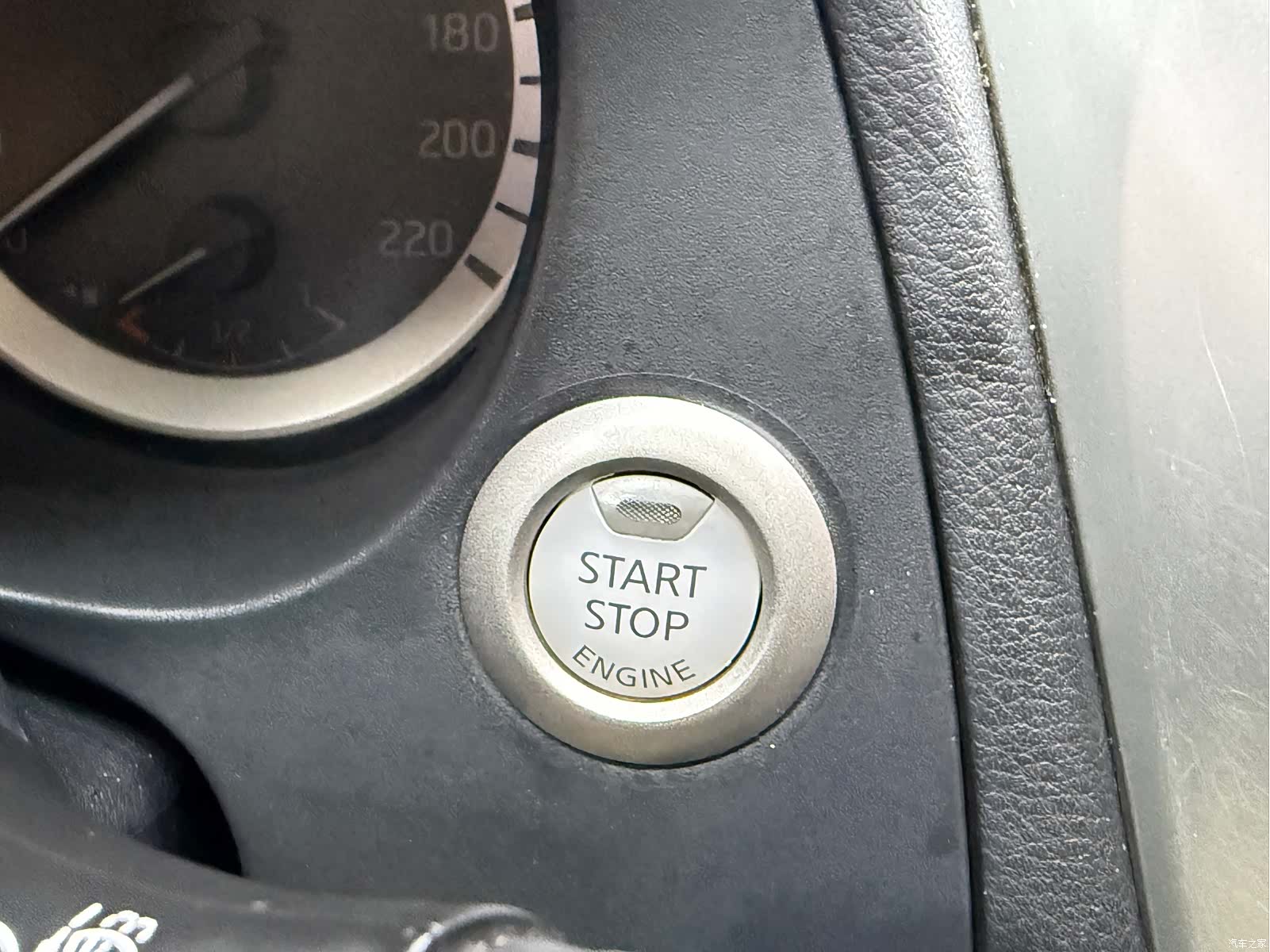 Nissan Terra, 2022 23