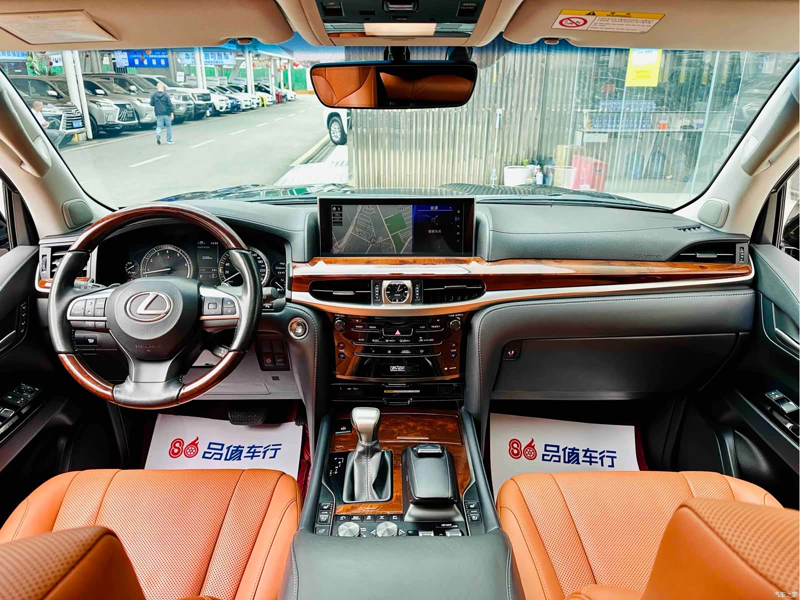 Lexus LX, 2021 все фото