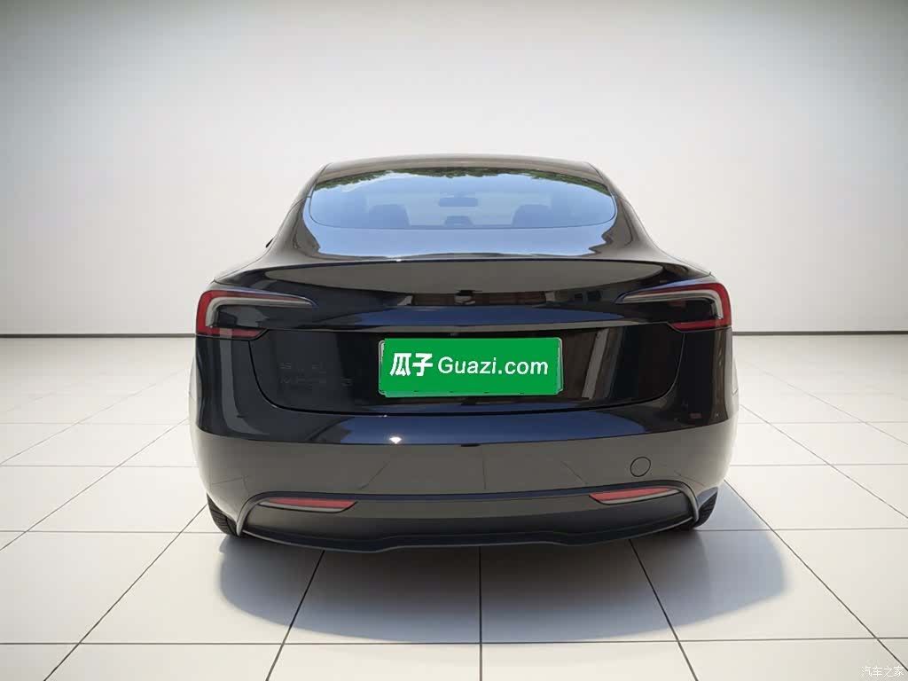Tesla Model 3, 2026 3
