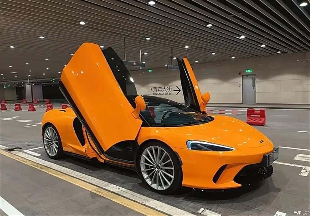 McLaren GT, 2023 9