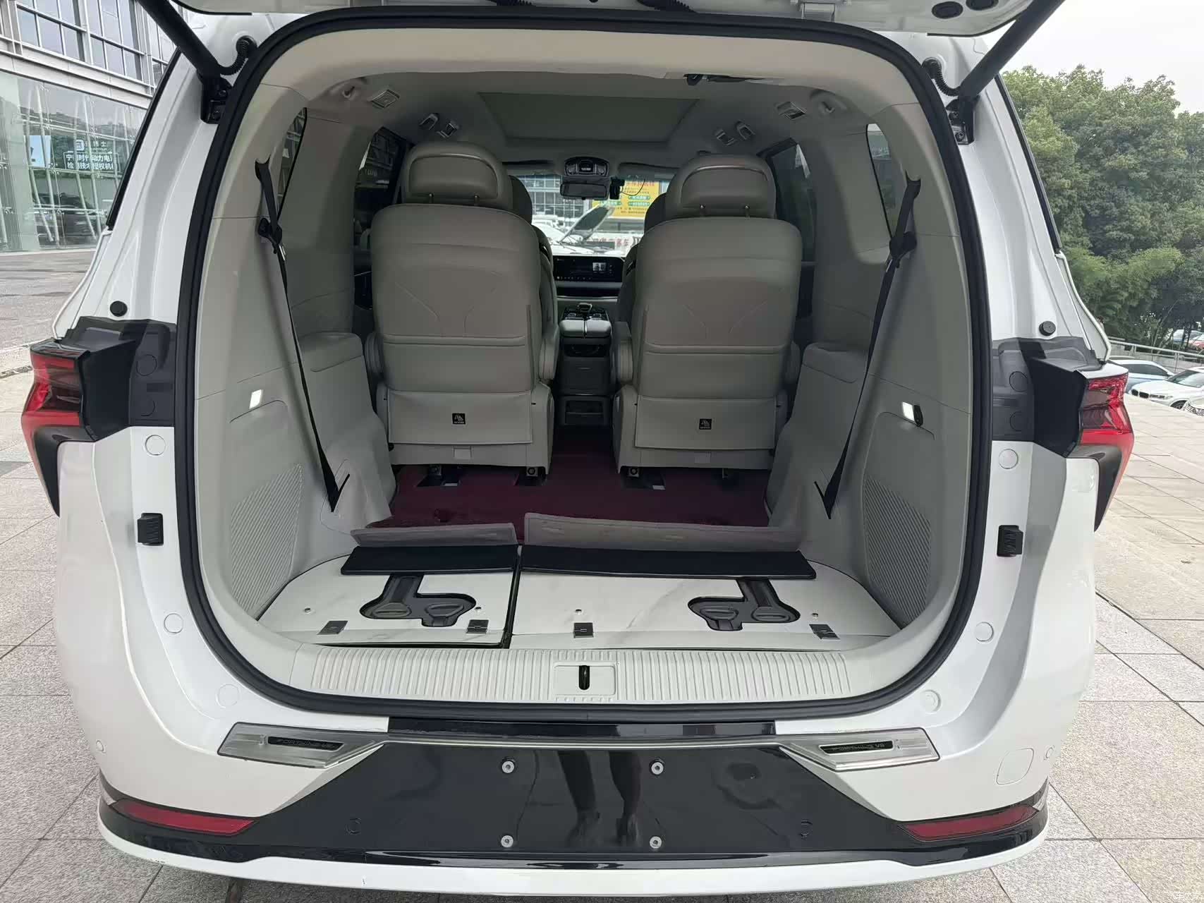 DongFeng V9, 2024 16
