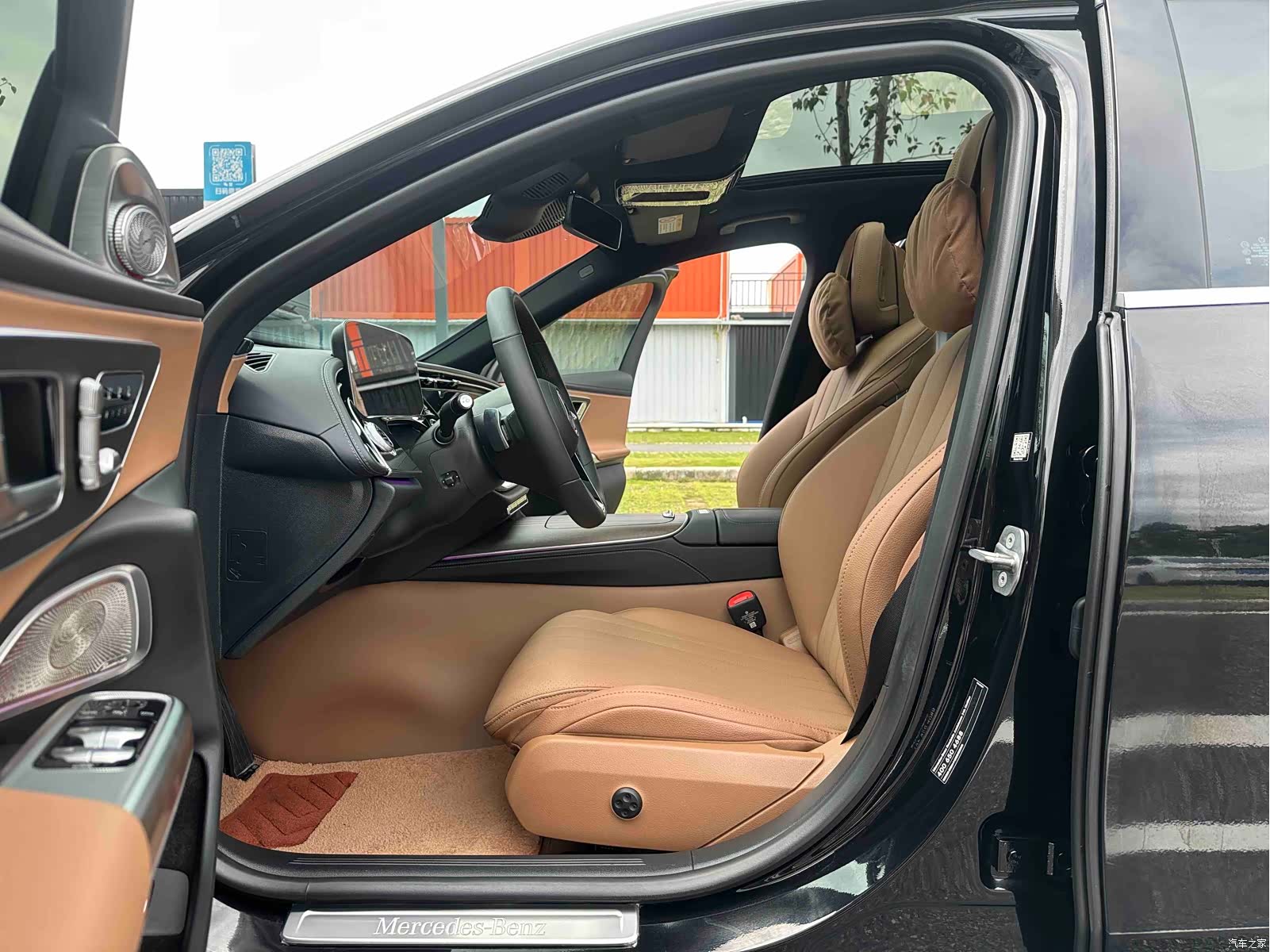 Mercedes-Benz E-Class, 2025 4