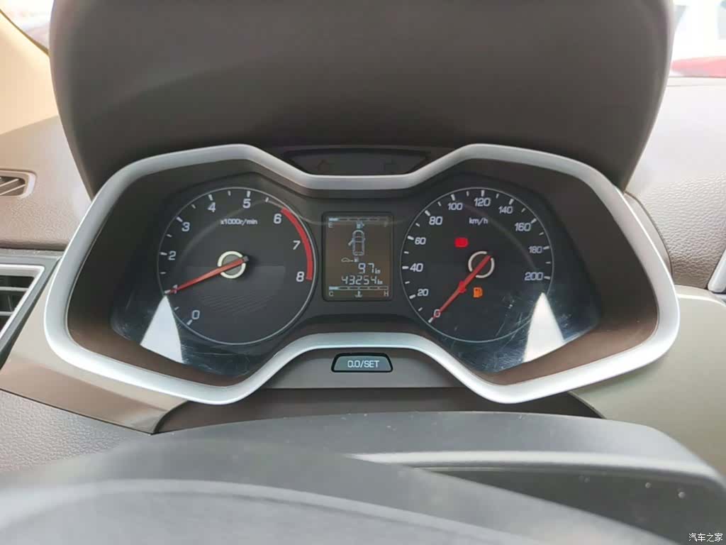 Wuling 310W, 2021 12
