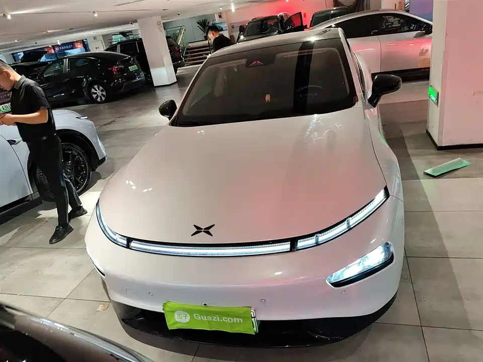 XPENG P7