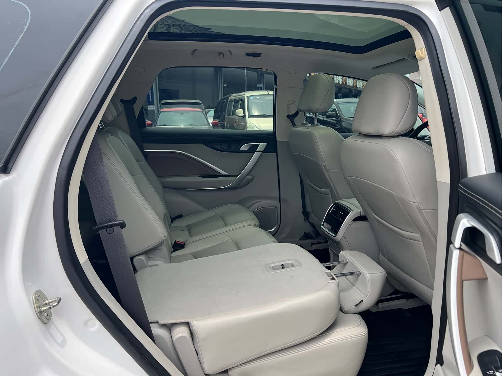 Geely Jiaji, 2020 15