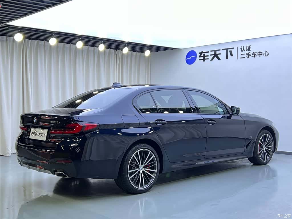 BMW 5 Series, 2022 4
