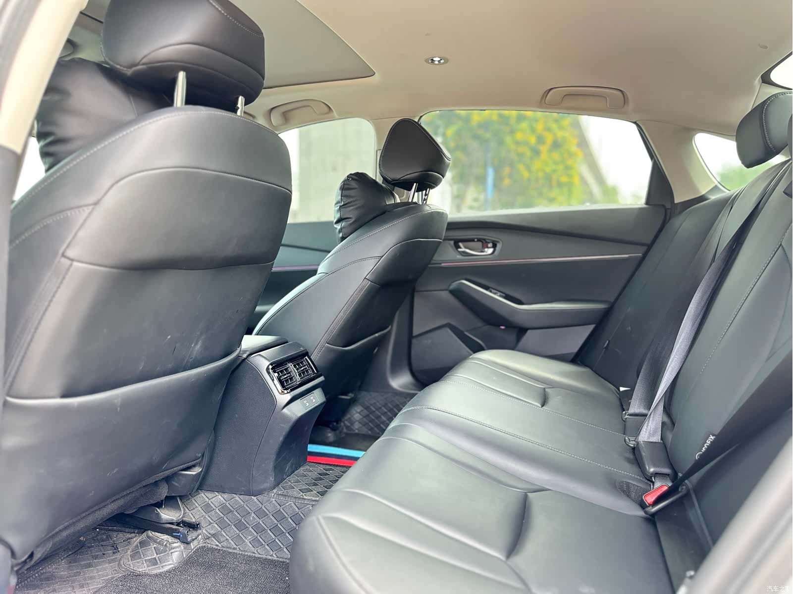 Honda Inspire, 2025 9