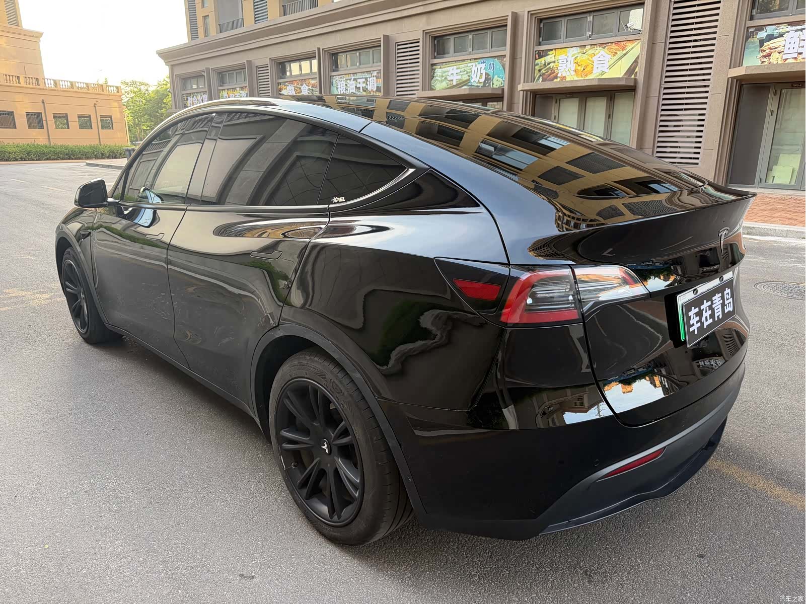 Tesla Model Y, 2023 12