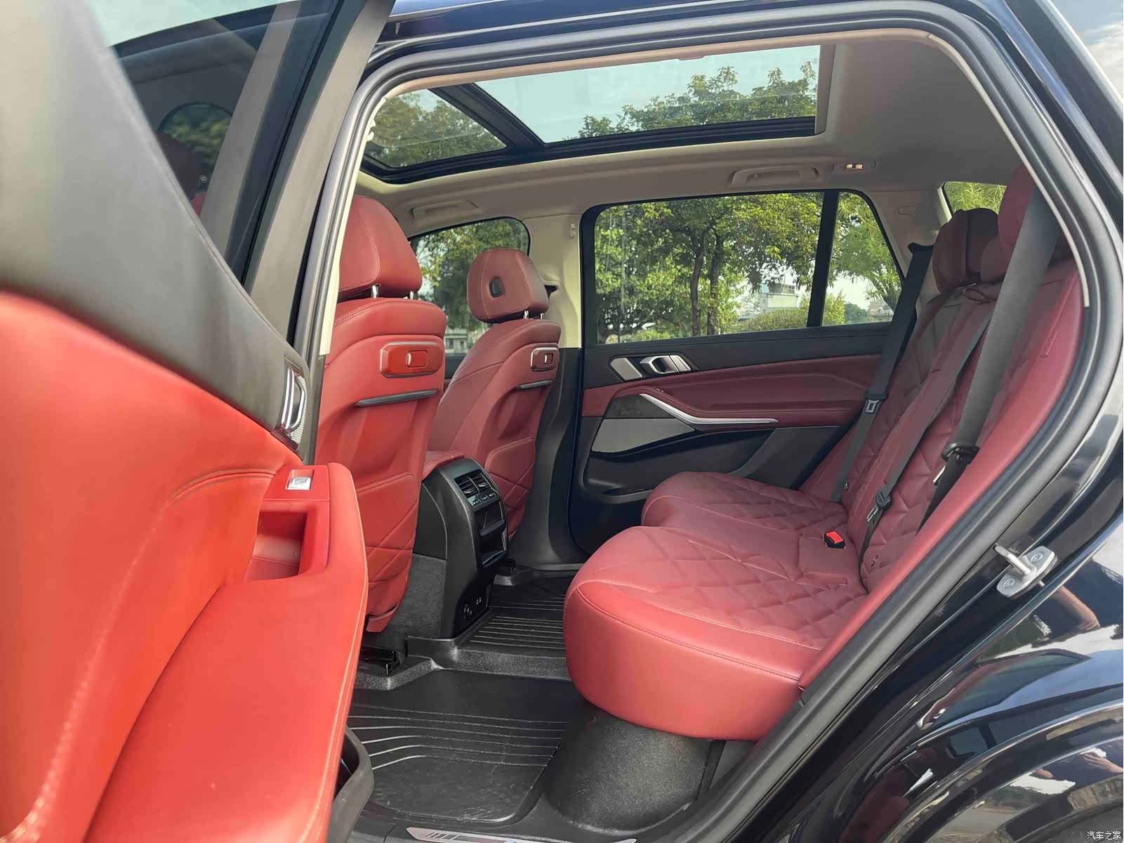 BMW X5, 2024 9