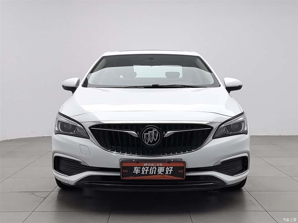 Buick Verano, 2018 3