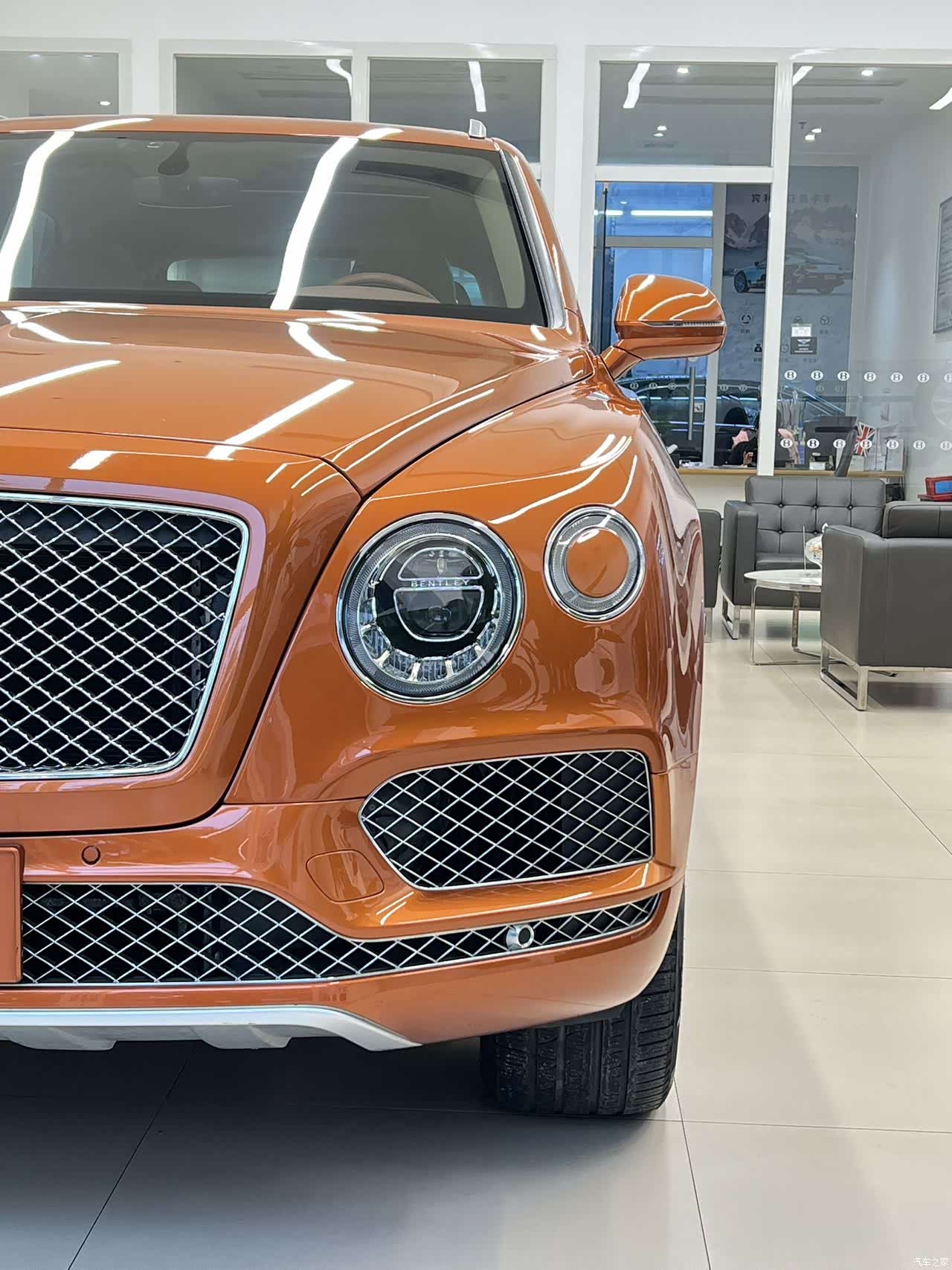Bentley Bentayga, 2020 все фото