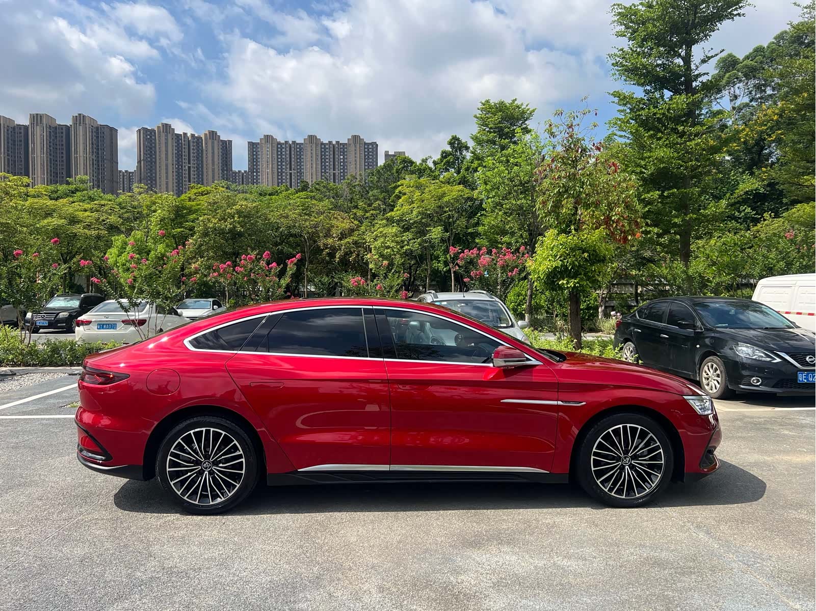 BYD Han, 2022 8