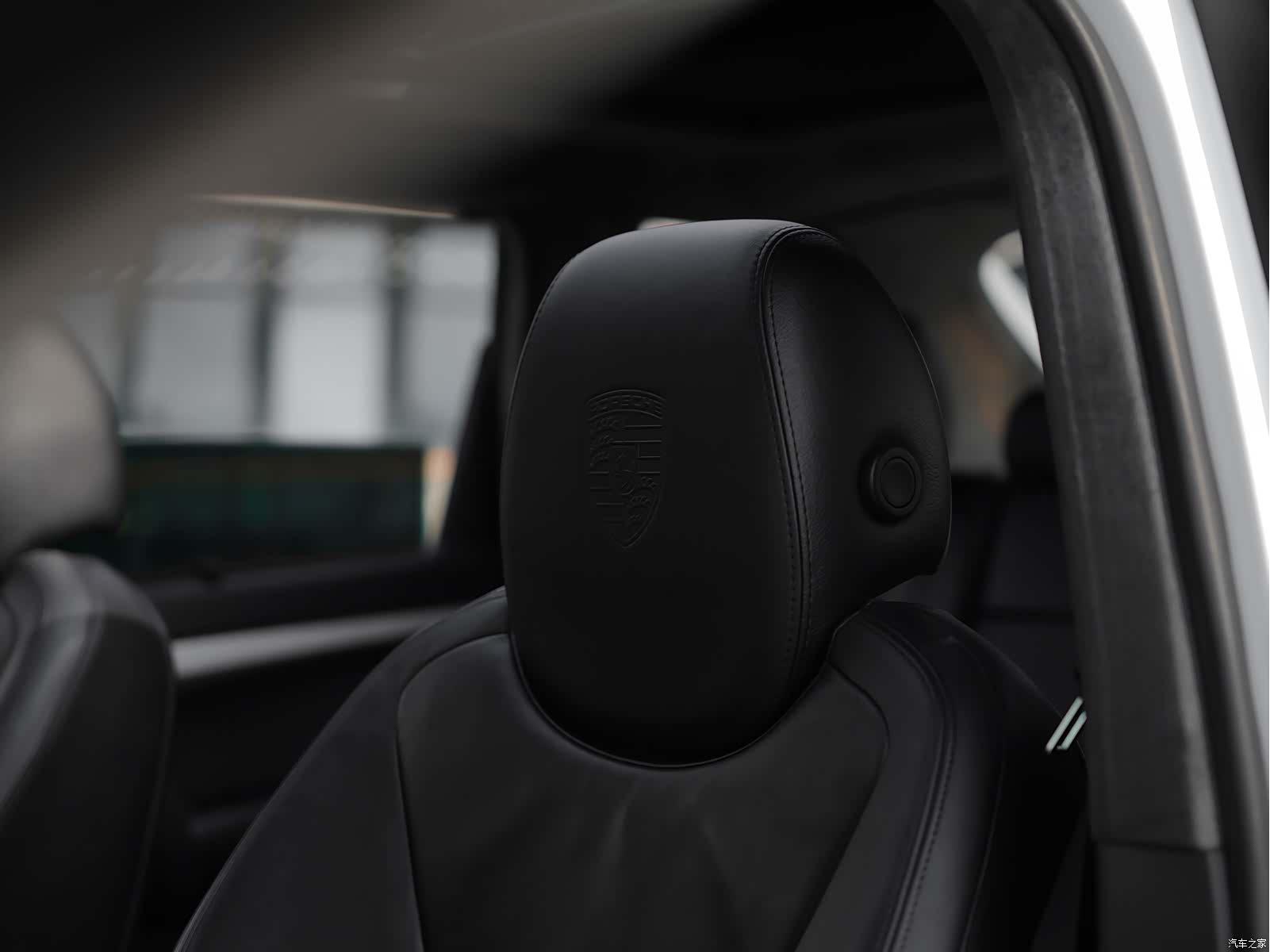 Porsche Cayenne, 2010 24