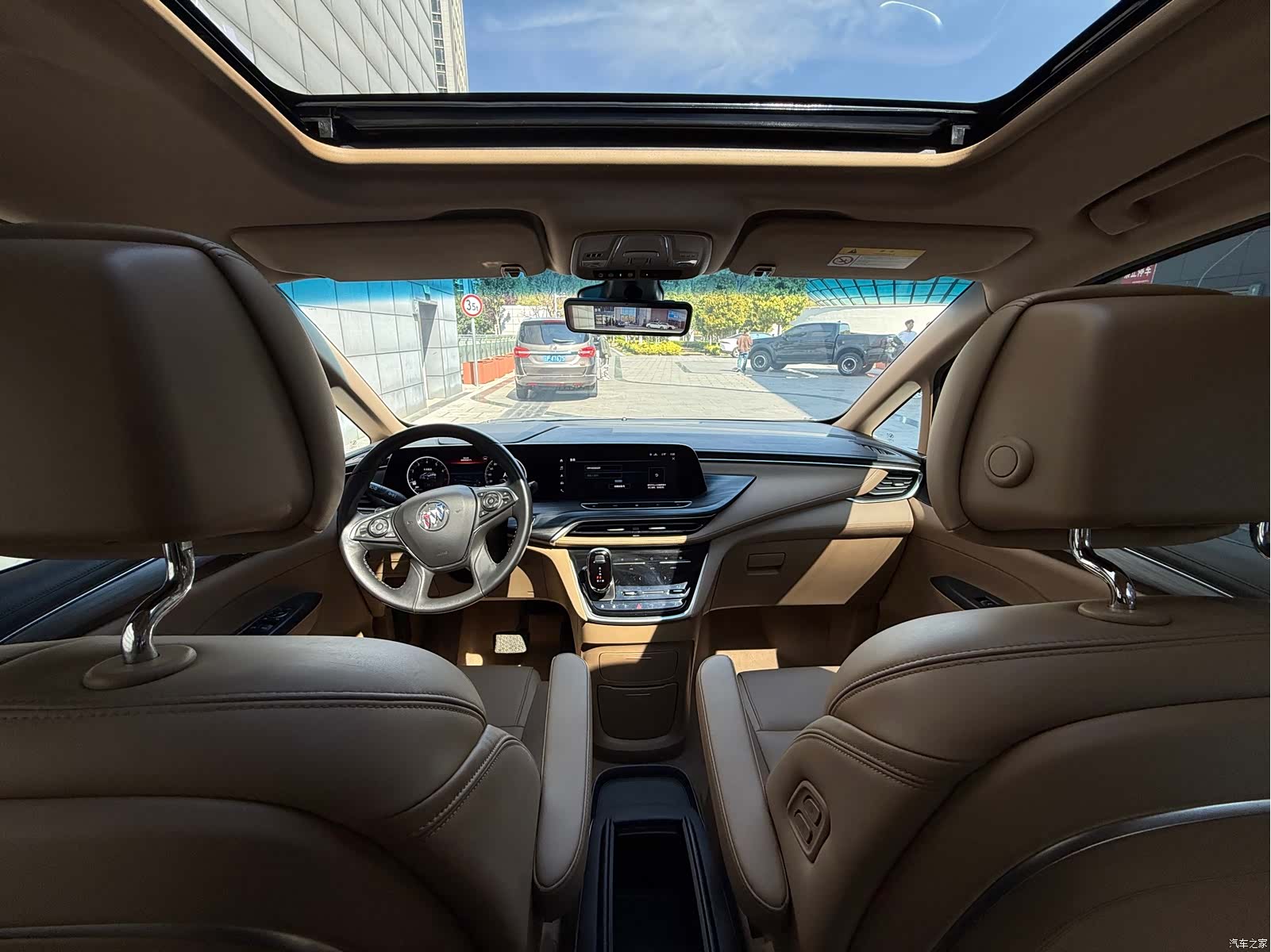 Buick GL8, 2021 11