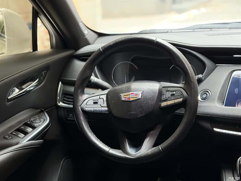 Cadillac XT4, 2020 6