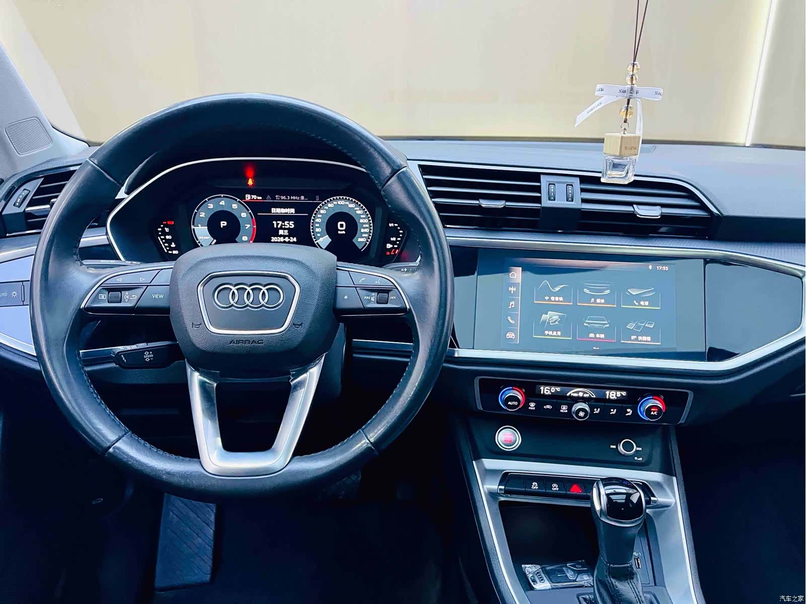 Audi Q3, 2021 12
