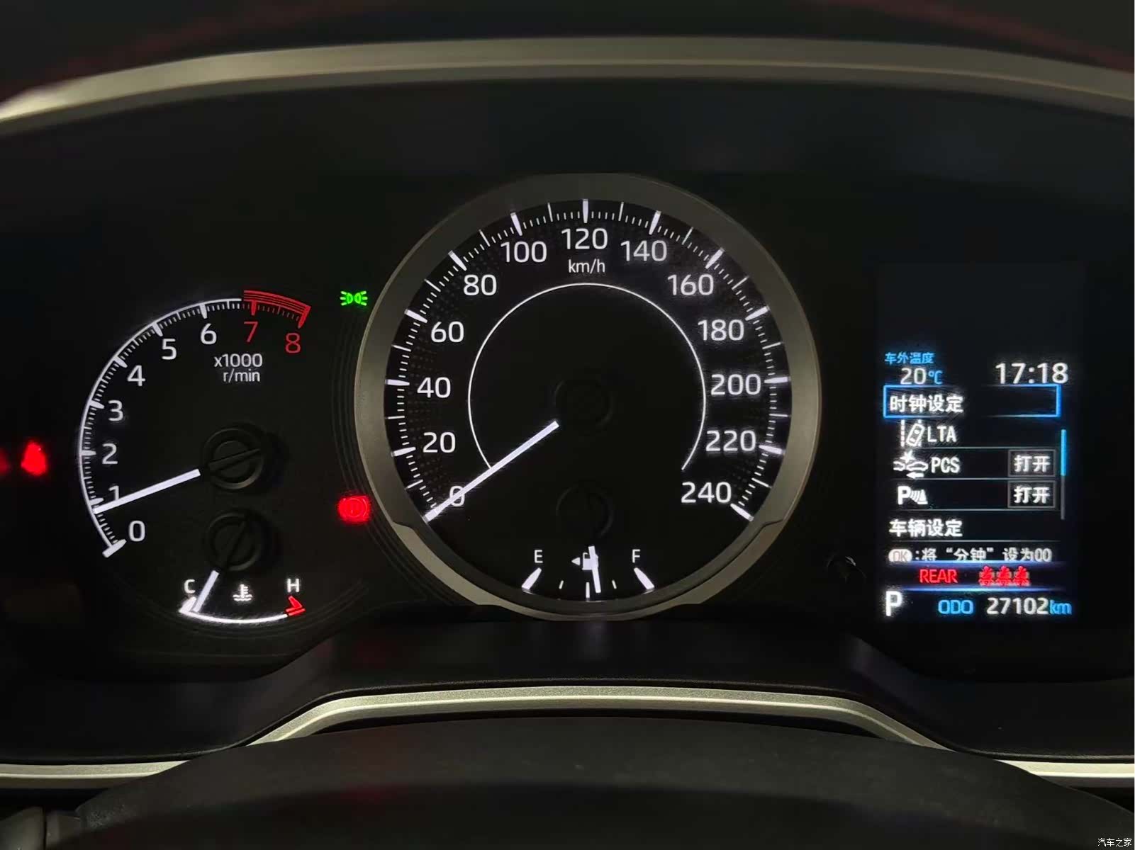 Toyota Frontlander, 2023 17