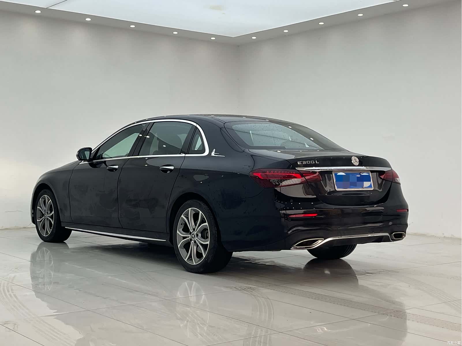 Mercedes-Benz E-Class, 2022 11