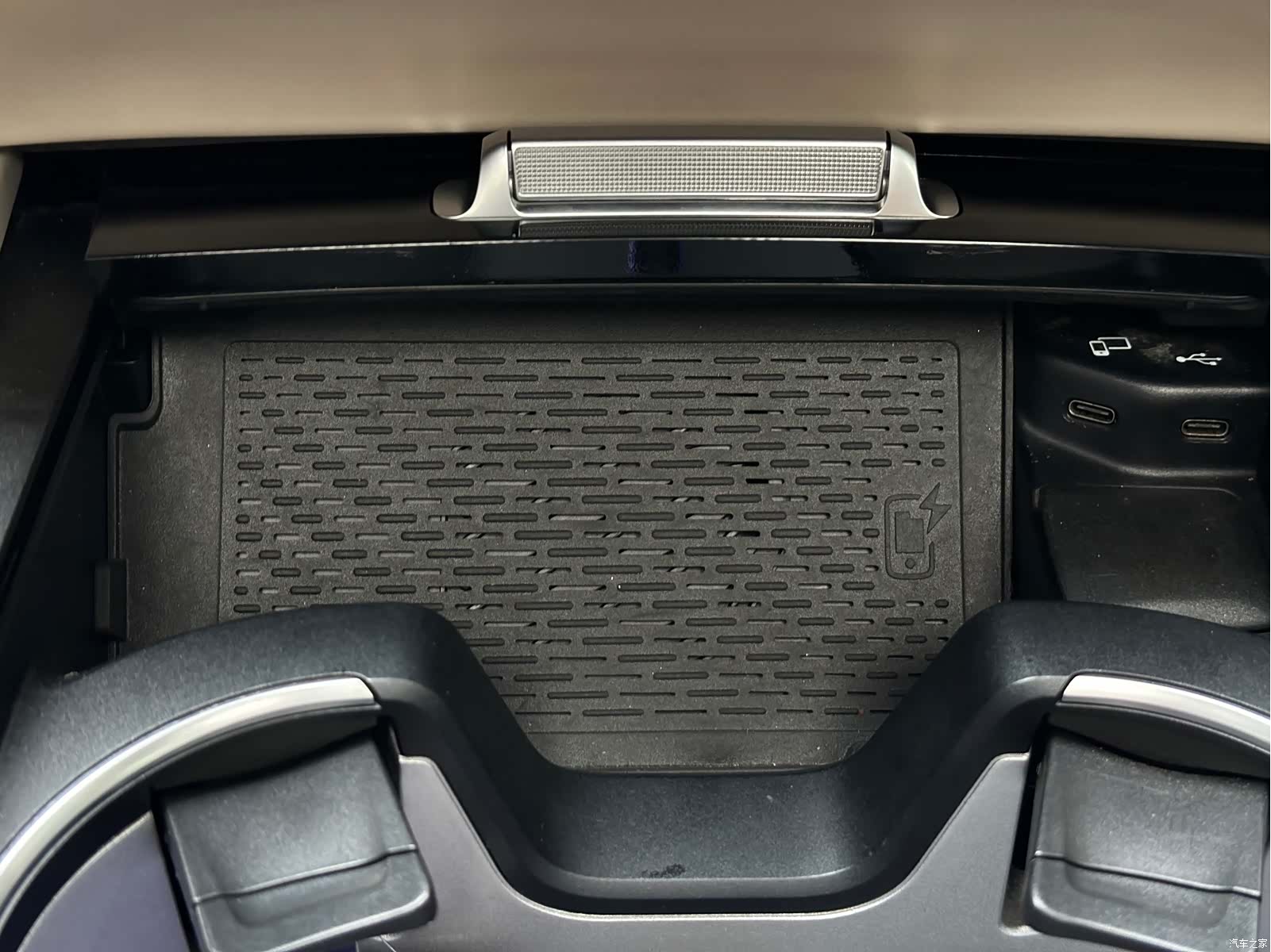Maybach GLS, 2022 16