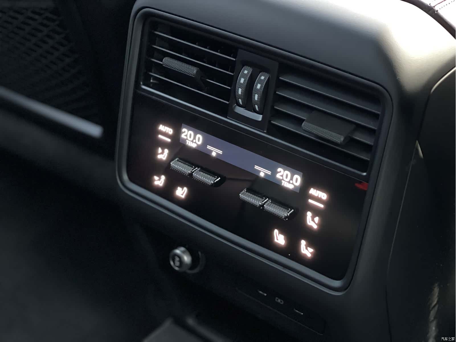 Porsche Cayenne, 2025 14
