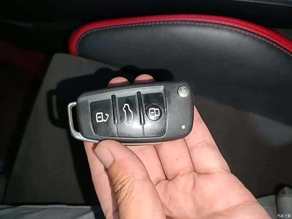 Audi Q3, 2020 9