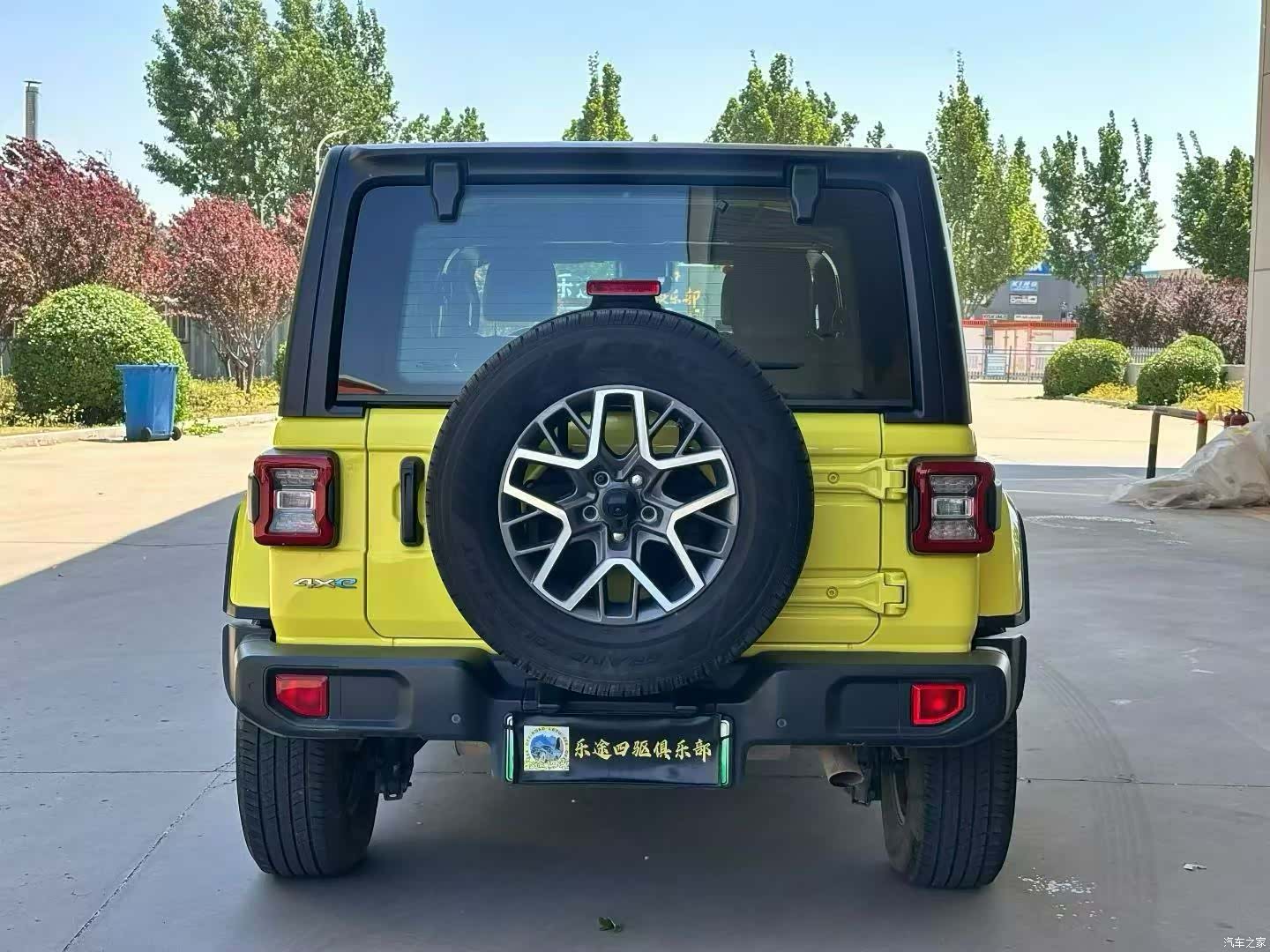 Jeep Wrangler, 2024 8