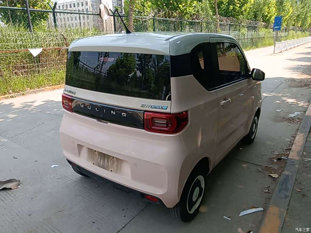 Wuling MINIEV, 2021 7