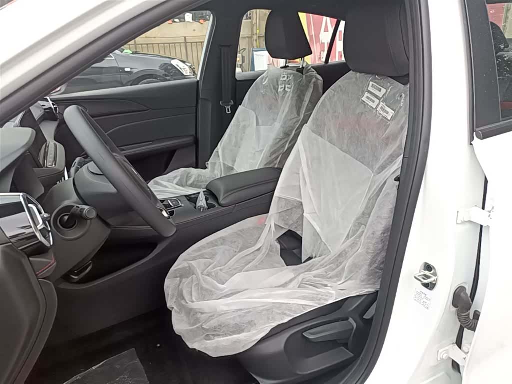 MG MG5, 2026 15