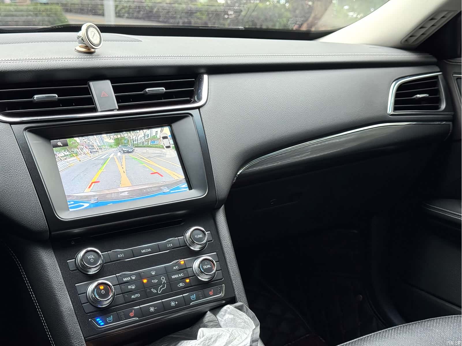 Ford Taurus, 2016 9