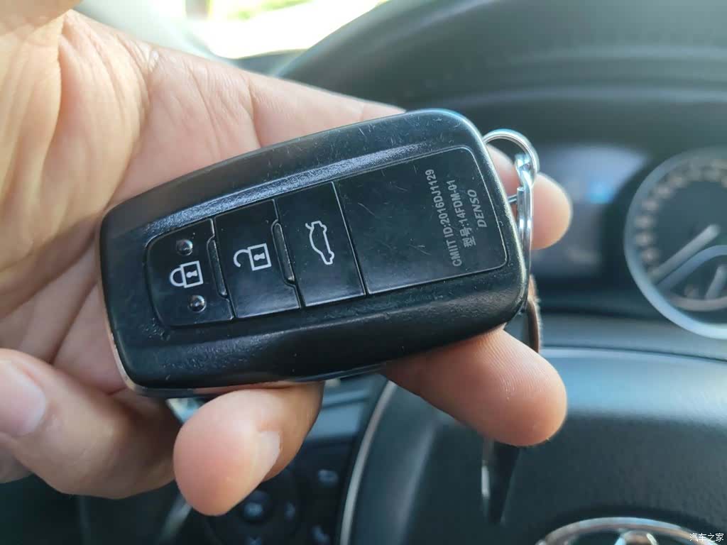 Toyota Camry, 2018 12