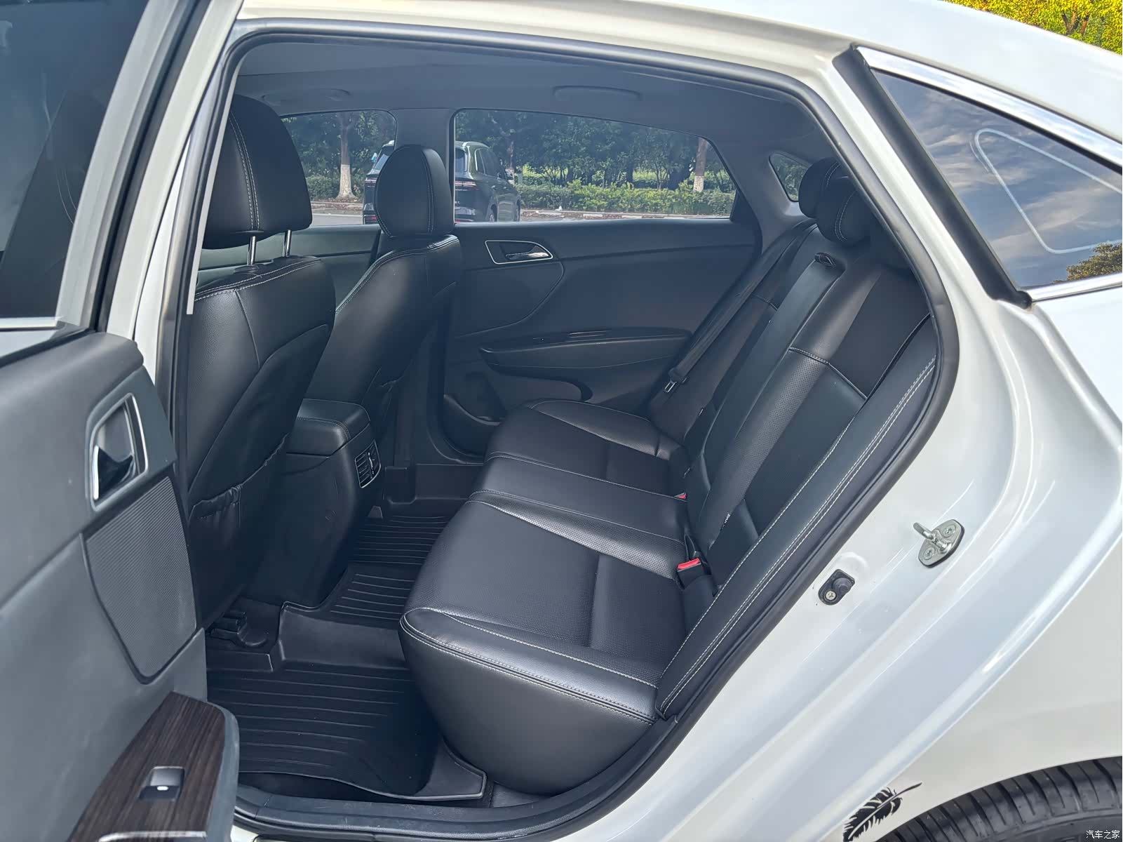 Hyundai GLS, 2017 10