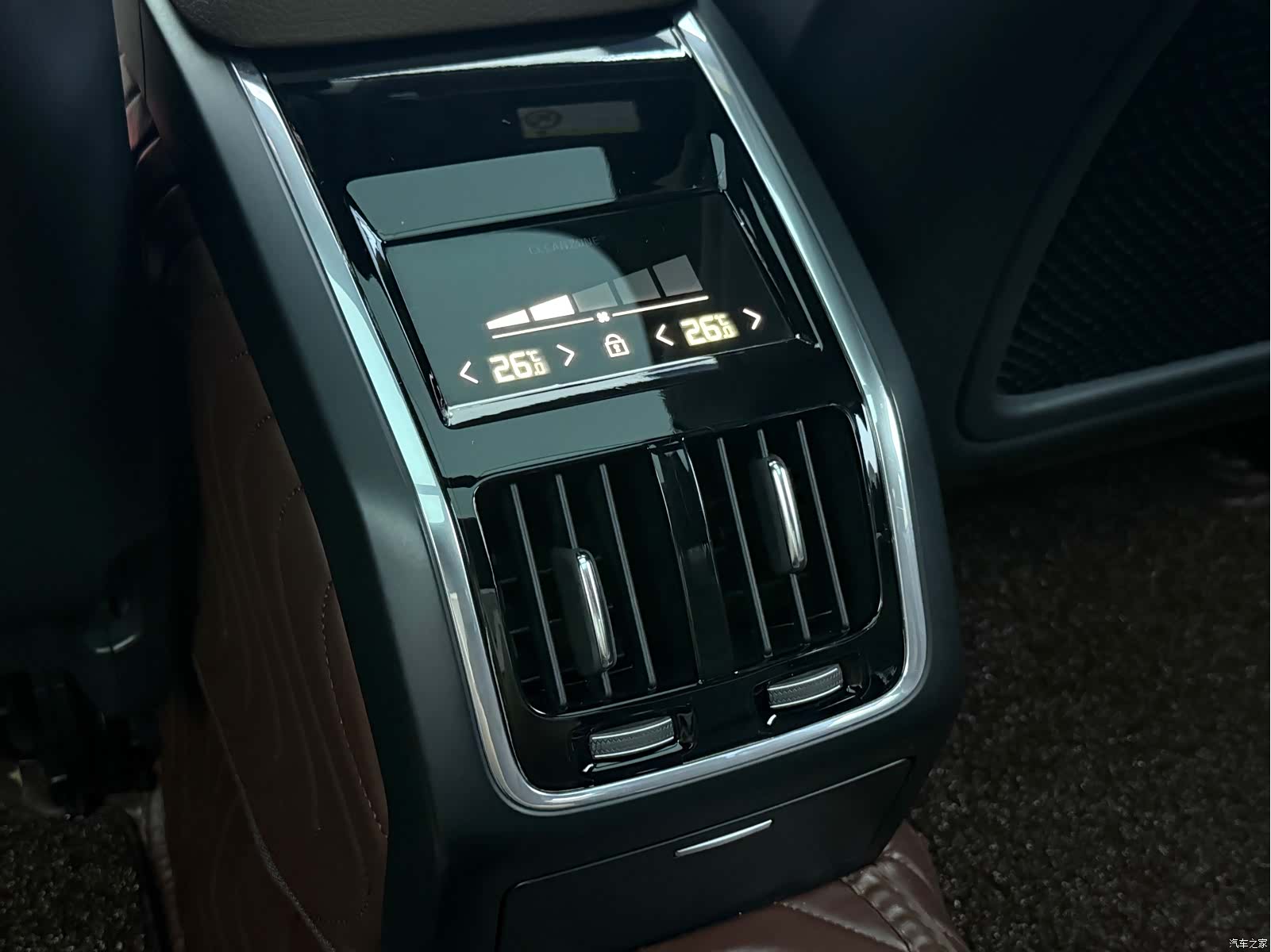 Volvo S90, 2022 24