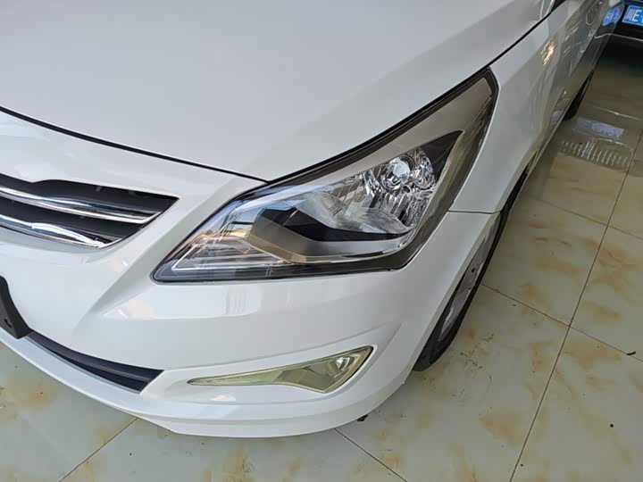 Hyundai Solaris 2016 1.4L МКПП zhi neng xing GLS
