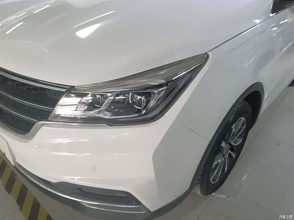 Wuling 730, 2018 24