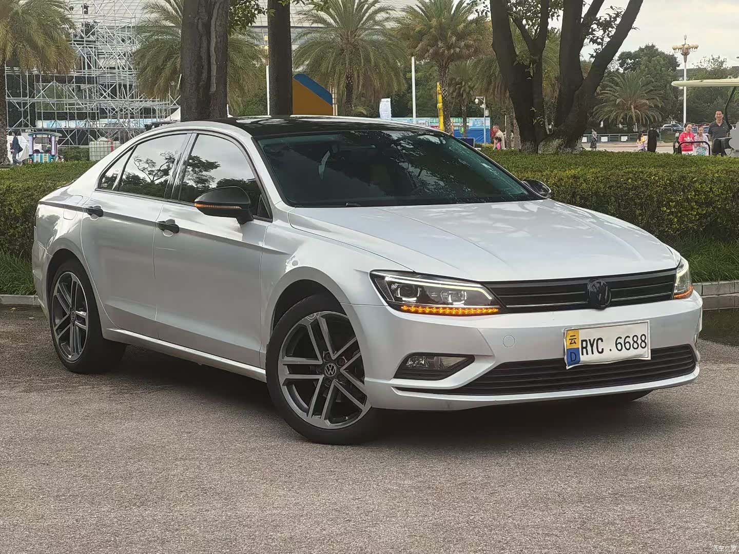 Volkswagen Lamando