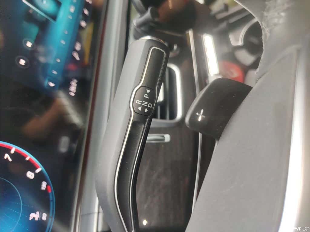 Mercedes-Benz GLE, 2020 10