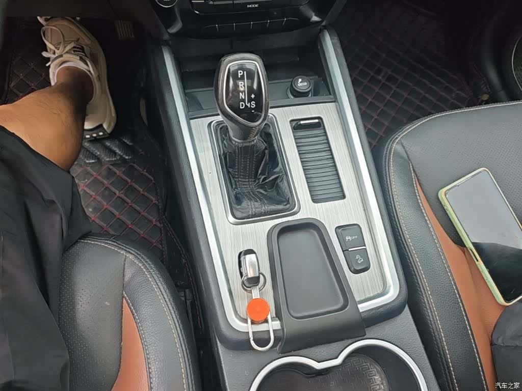 Geely X6, 2017 14
