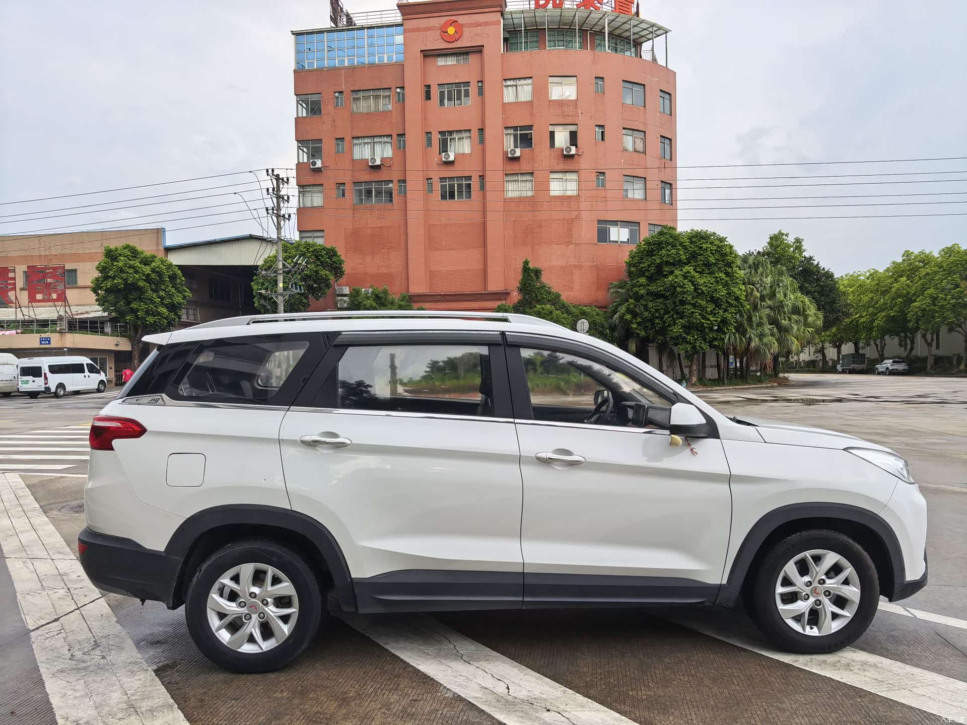 Wuling Hongguang, 2018 8
