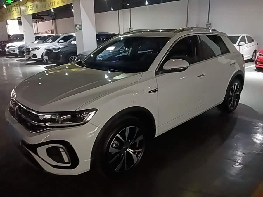 Volkswagen T-ROC 2023, фото 1