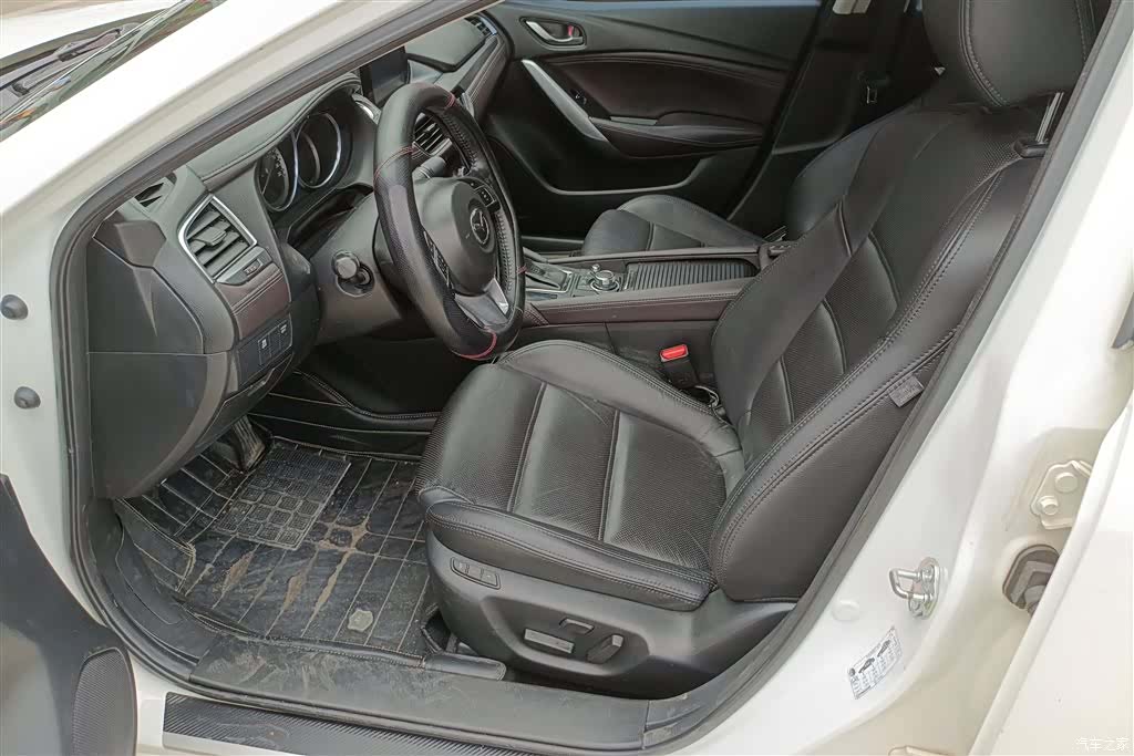 Mazda Atenza, 2017 9