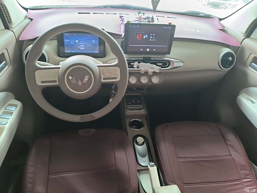 Wuling MINIEV, 2025 10