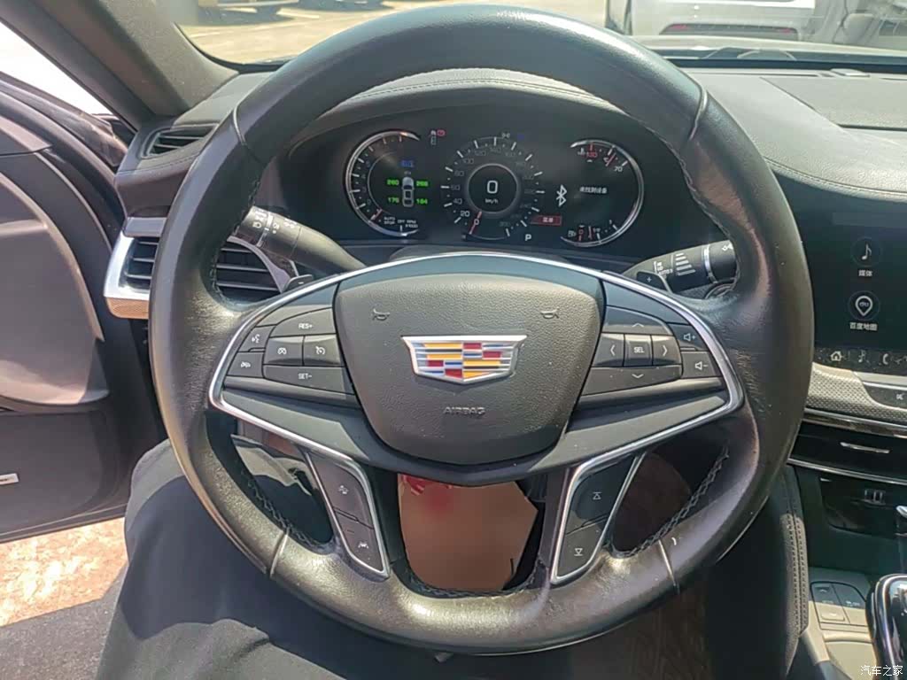 Cadillac CT6, 2022 11
