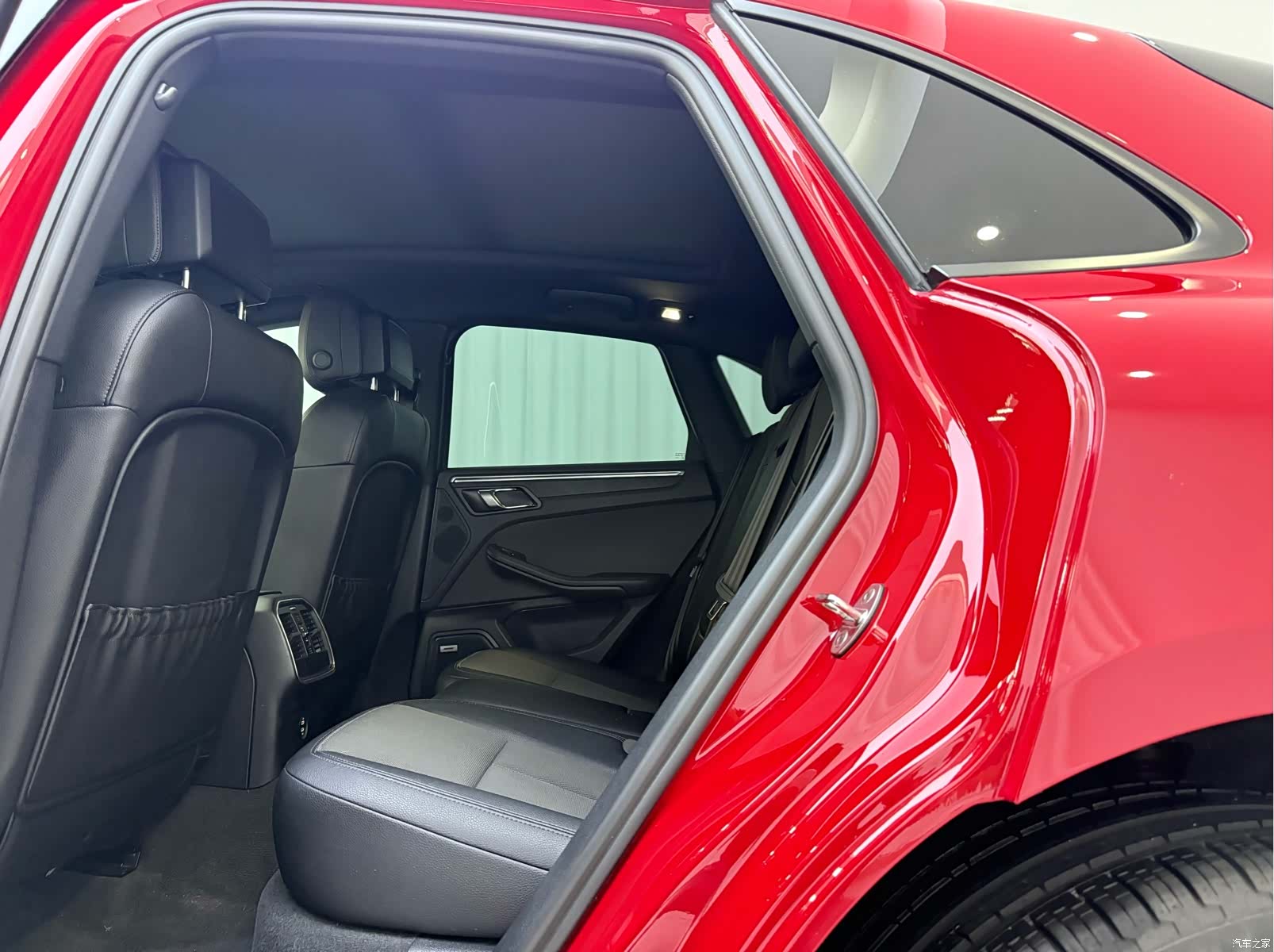 Porsche Macan, 2022 6